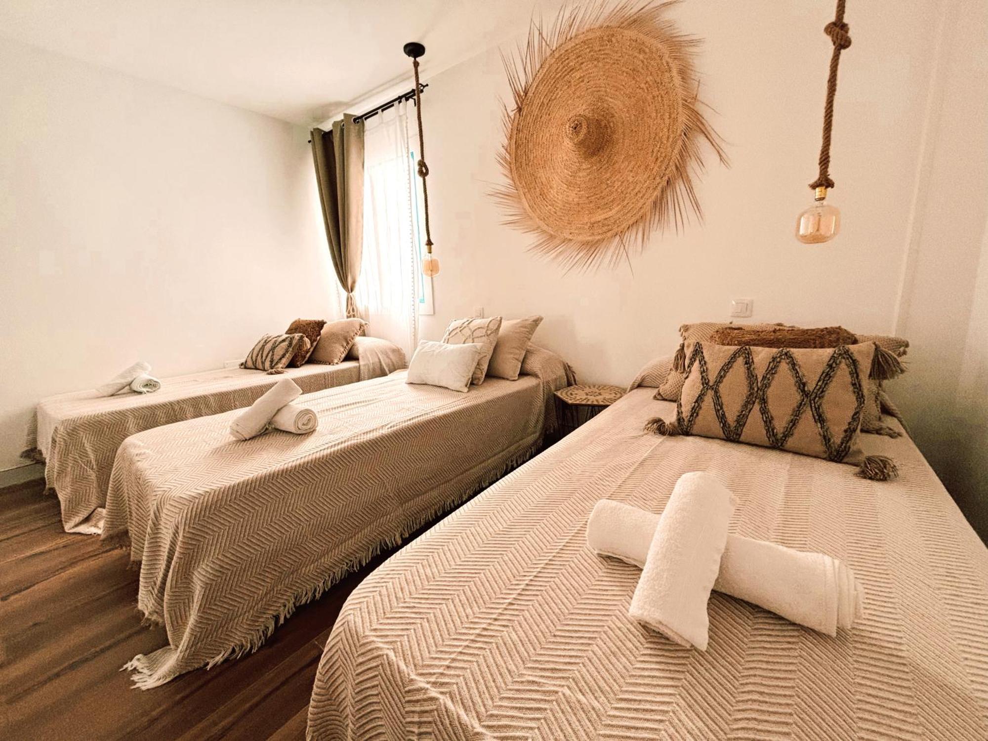 Chakra House Fuerteventura - Affordable Rooms In A Cozy Guesthouse 科拉雷侯 外观 照片